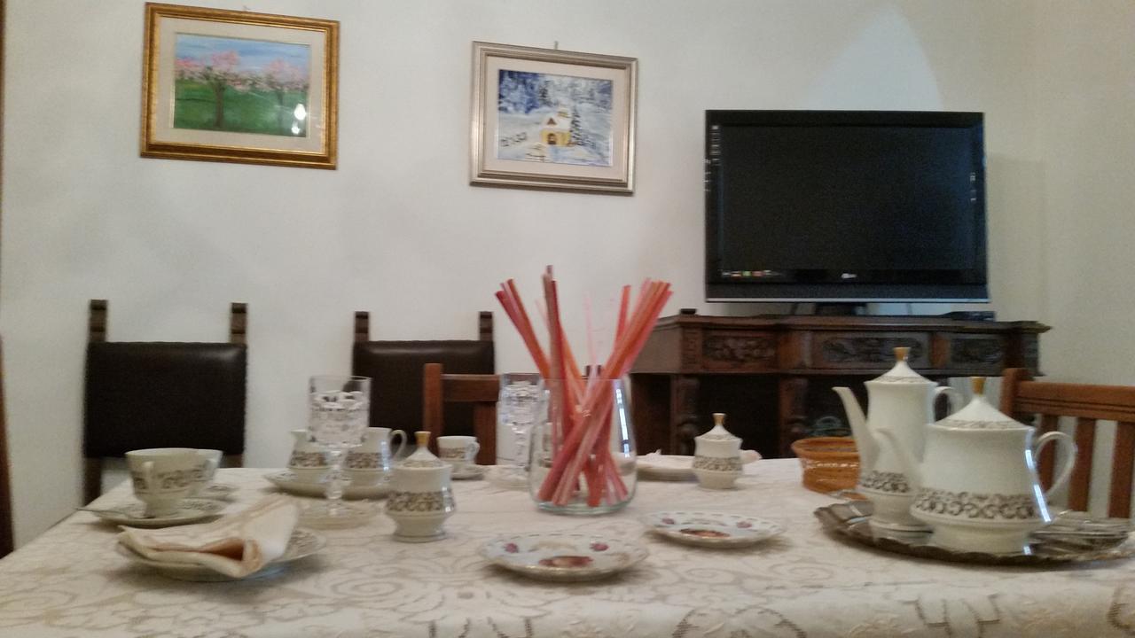 Il Mughetto Bed & Breakfast Celano Exterior photo